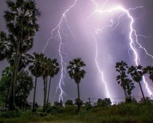 Rutsiro: Inkuba yishe umugore, amatungo, itwika n’inzu
