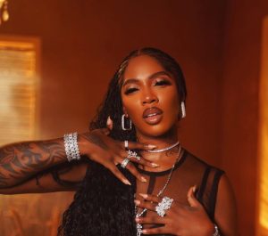 Tiwa Savage yaciye amarenga ku bahanzi b’Abanya Nigeria agereranya na P.Daddy