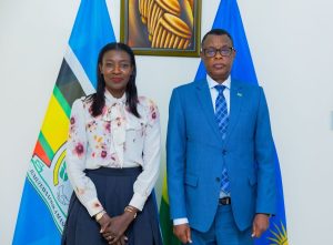 Gen (Rtd) yakiriye Umuyobozi Mukuru wa FAO mu Rwanda