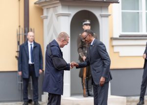 Perezida Kagame yagiranye ibiganiro na mugenzi we wa Latvia
