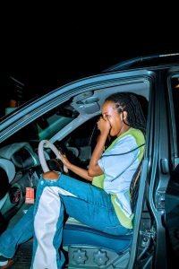 Amarangamutima y’umugore wa Rusine nyuma yo guhabwa imodoka