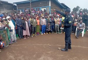 Rubavu: Bafatanywe amabalo 8 ya caguwa bacikana ane