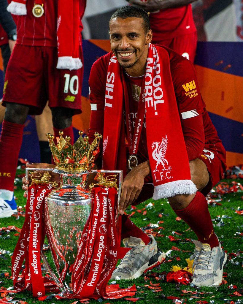 Joel Matip yahagaritse Ruhago