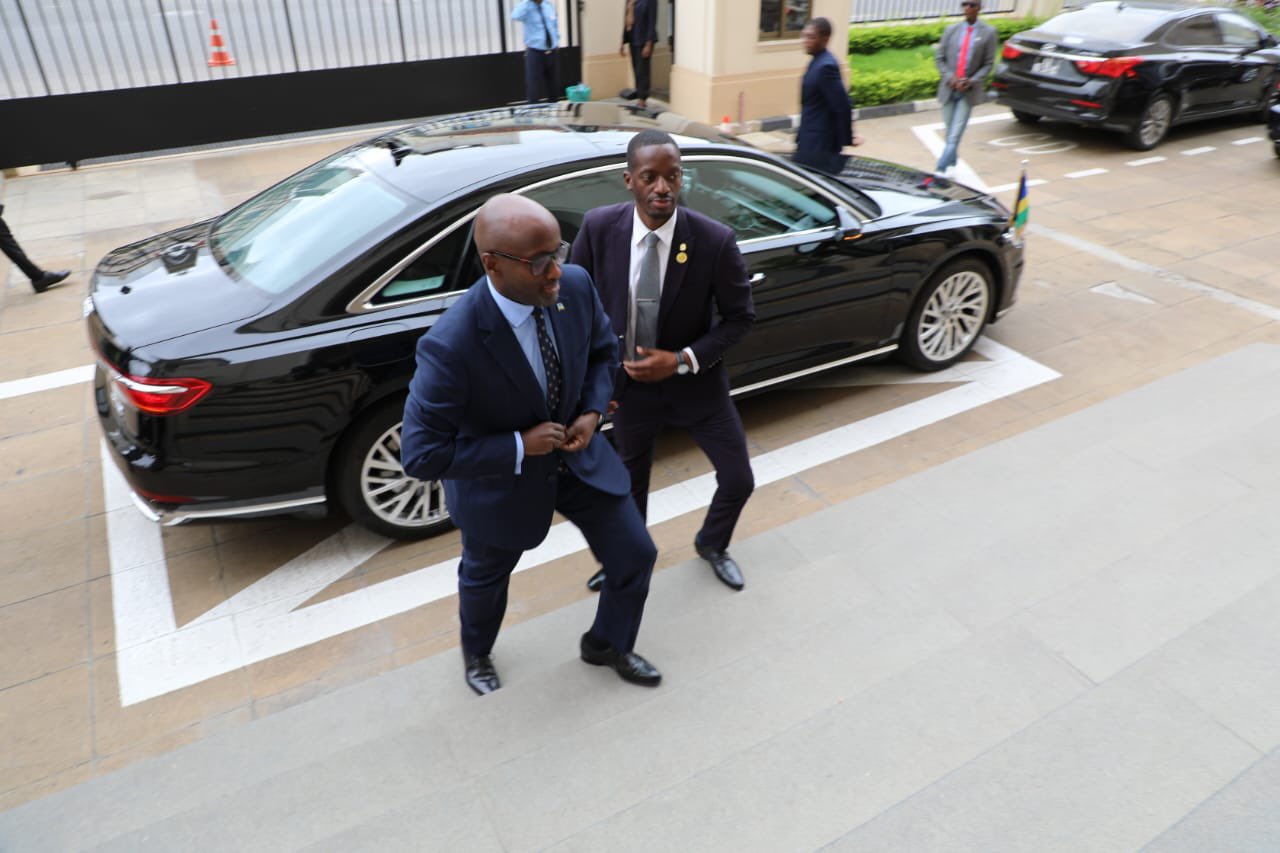 Abaminisitiri b’Ububanyi n’amahanga ba RDC, u Rwanda na Angola  bongeye kuganira kuri RDC