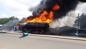 Nigeria: Abantu 147 bishwe n’inkongi yatewe n’ikamyo itwaye lisansi