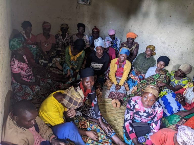 Nyamasheke : Abantu 30 bafashwe basengera mu rugo 2 batabwa muri yombi
