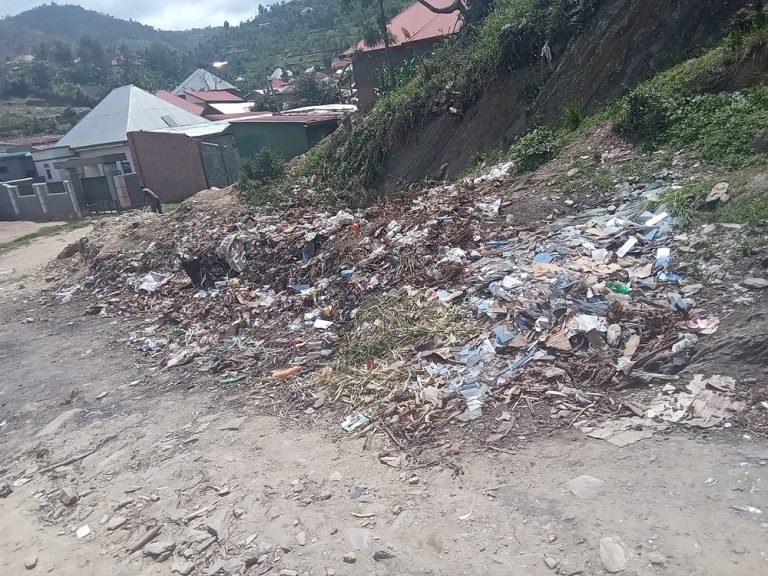 Karongi: Barasaba ko ikimpoteri cyashyizwe mu baturage hagati gikurwamo