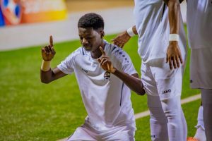 Mamadou Sy yafashije APR FC gutsinda Vision FC yongera kwiyunga n’abafana