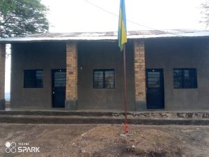 Nyanza: Barifuza gusanirwa Ibiro by’Akagali ka Shyira bifite igisenge kiva