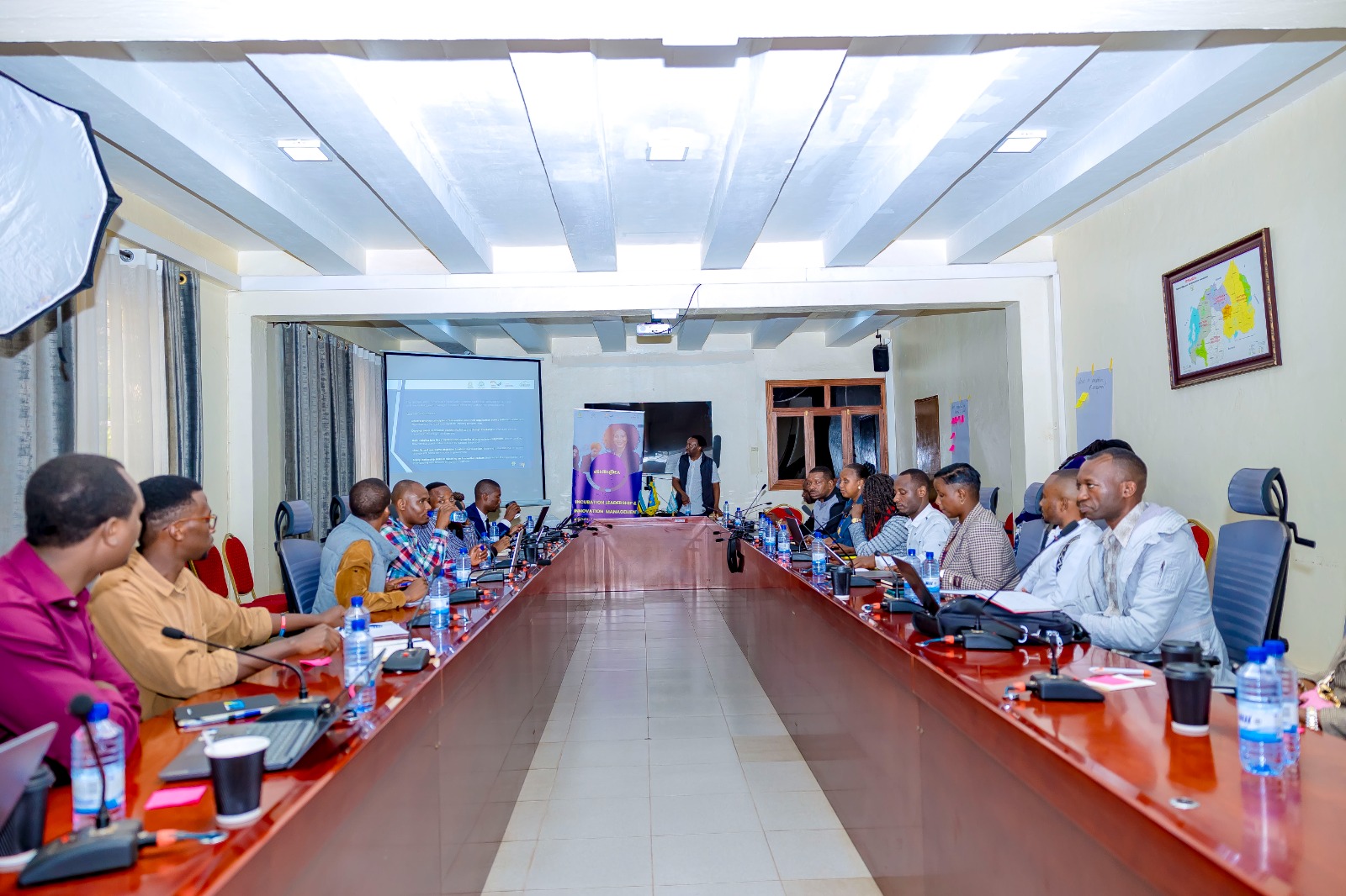 Guhanga udushya dushingiye ku ikorabuhanga biracyari inzitizi kuri ba rwiyemezamirimo bato