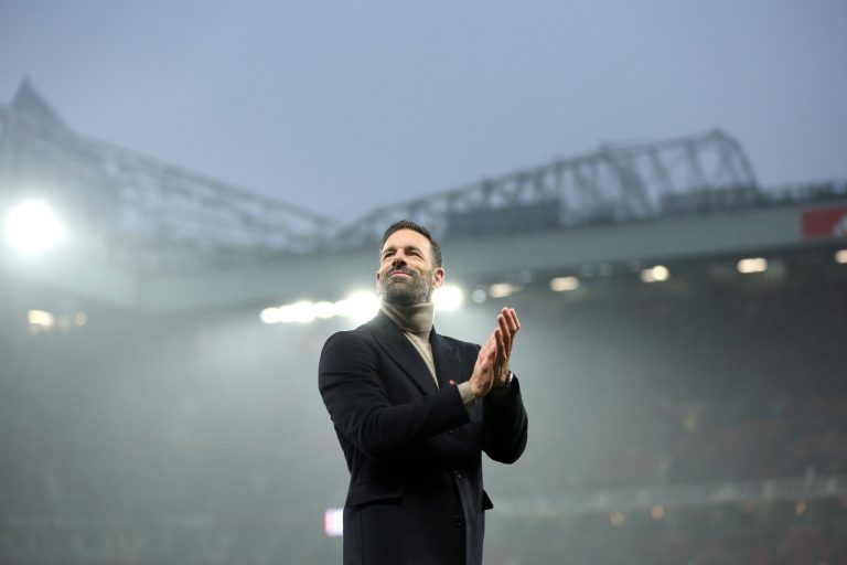 Ruud van Nistelrooy yatandukanye na Manchester United