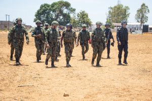 Abayobozi b’inzego z’umutekano z’u Rwanda na Mozambique basuye agace baherutse kwambura ibyihebe