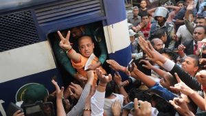 Bangladesh: batandatu batawe muri yombi bazira urupfu rw’umunyamategeko