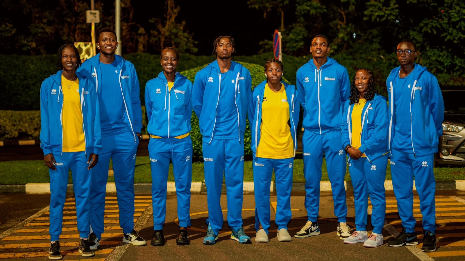 Basketball: Amakipe y’igihugu y’abakina ari batatu yerekeje muri Madagascar