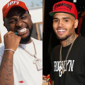 Davido yaciye amarenga ko vuba azakorana indirimbo na Chris Brown