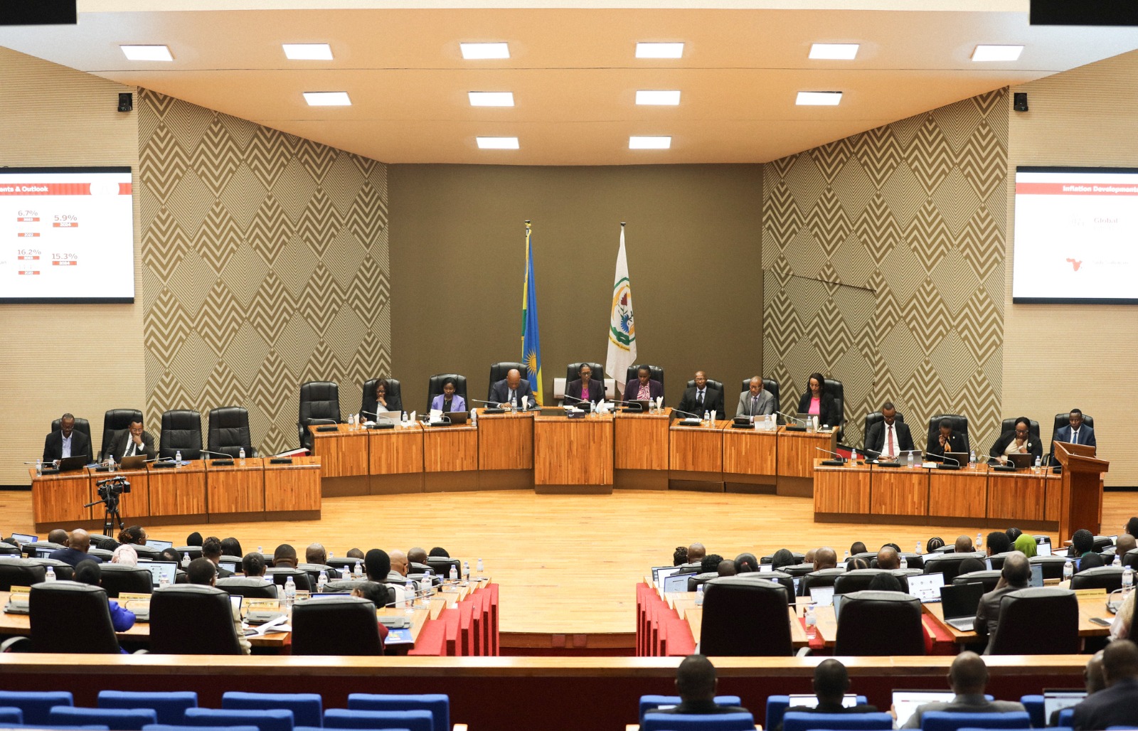 2024 izarangira SACCO z’Umujyi wa Kigali zihujwe  zibe eshatu gusa-BNR