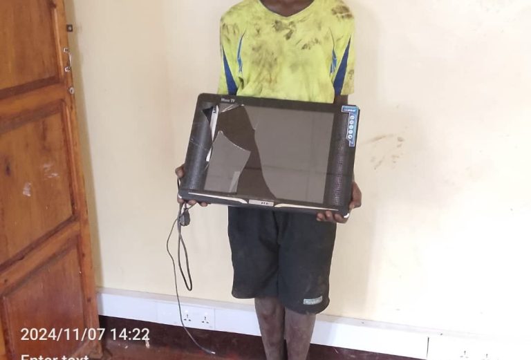Rusizi: Uwari umaze imyaka 2 afungiye ubujura yafatanywe televiziyo y’umuturage