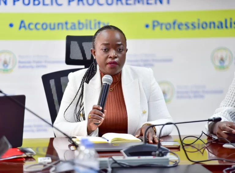 Abapiganira amasoko ya Leta basabwa kwita ku bidukikije