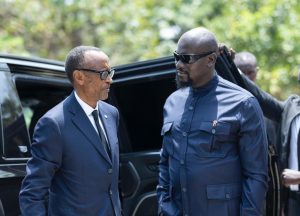 Perezida Kagame yihanganishije mugenzi we wa Guinea Conakry Mamadi Doumbouya