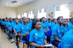 Intore zisoje ayisumbuye ziyemeje guhangana n’abishora mu bikorwa bihungabanya ubumwe