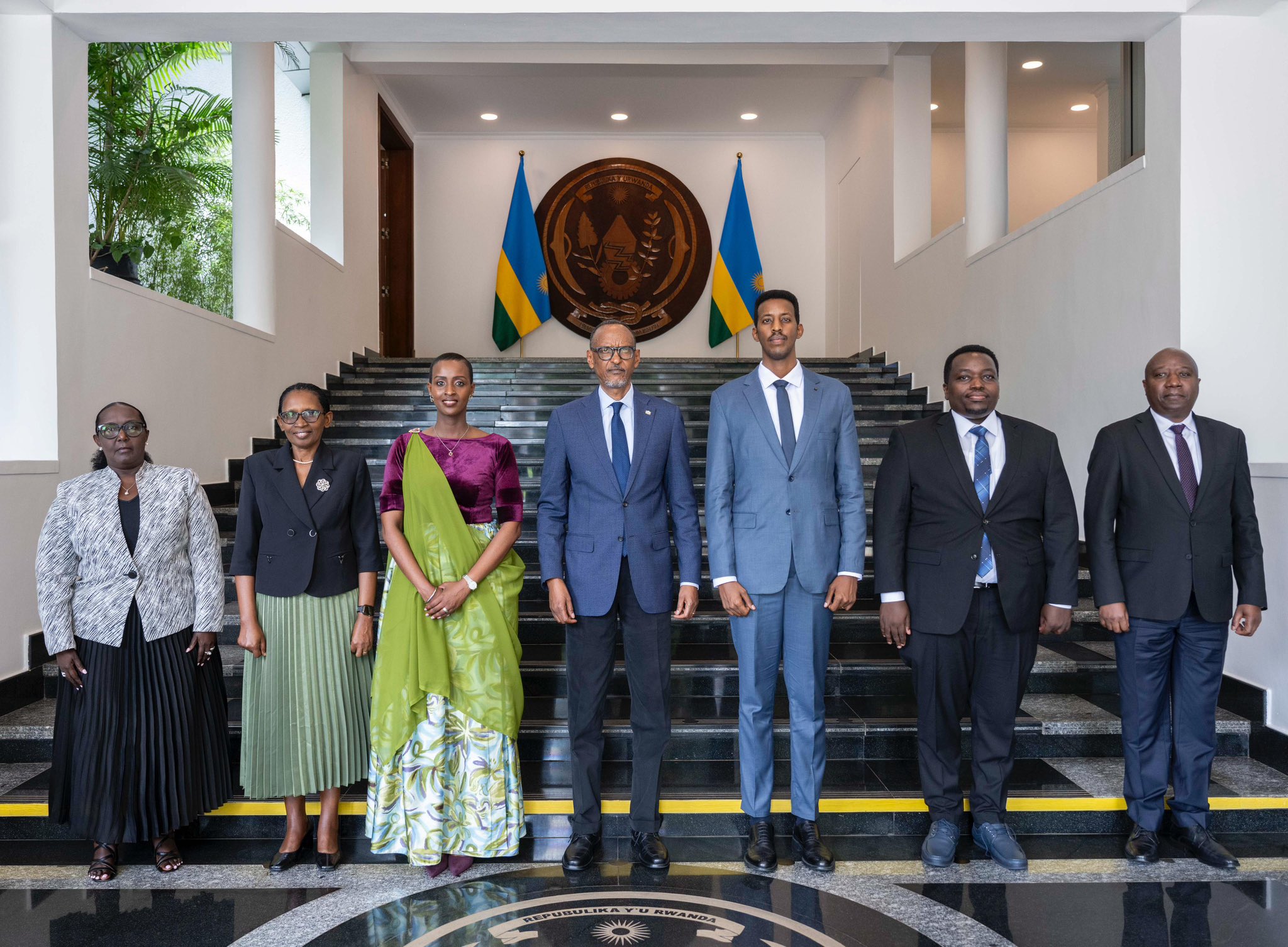 Perezida Kagame yasabye abayozi bashya kutagira amikoro urwitwazo rwo kwica akazi