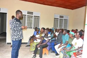 Ruhango: Barashima ko Akarere kavuye mu myanya ya nyuma mu kubaha serivisi  
