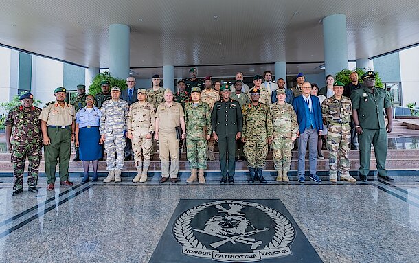 RDF na ba Defence Attachés mu Rwanda baganiriye ku mutekano