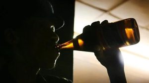 MINISANTE yasabye abantu kutabatwa n’inzoga z’iminsi mikuru