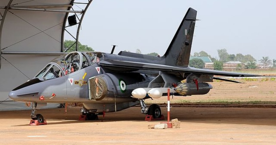 Nigeria: Indege za gisirikare zahitanye abasivili zibibeshyemo amabandi