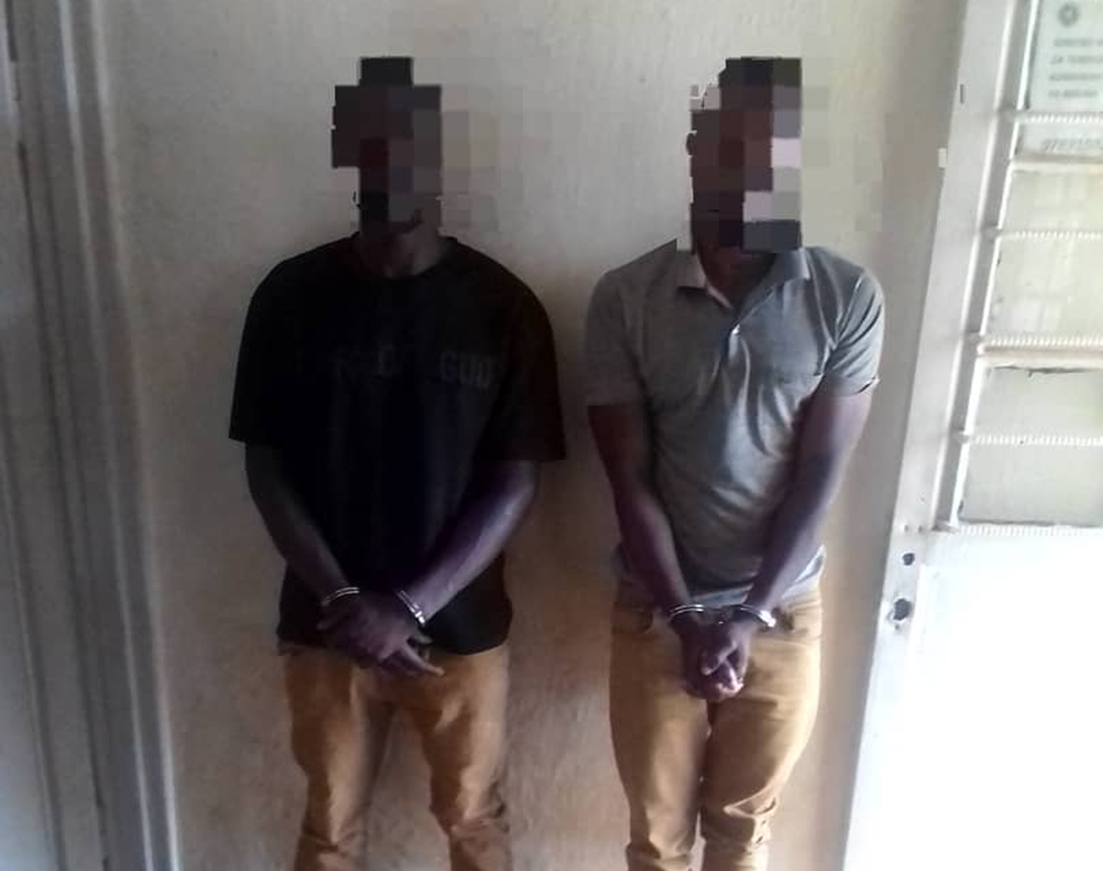 Gasabo: Bafungiwe kwiba bakanga abaturage no kwiyitirira inzego