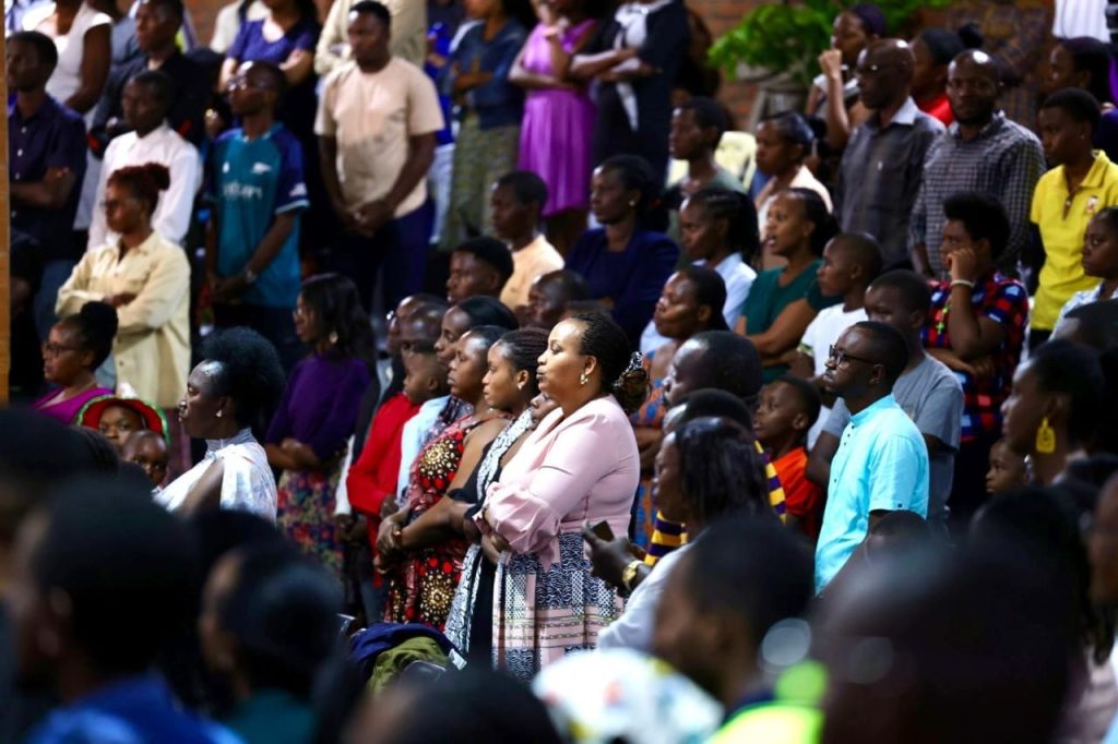 Kigali: Uko abakirisitu mu madini n’amatorero atandukanye bitabiriye igitaramo cya Noheli