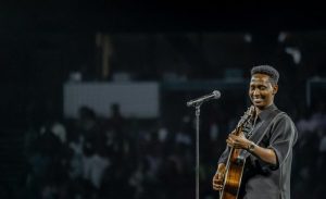 Israel Mbonyi yongeye gukora amateka yo kuzuza BK Arena