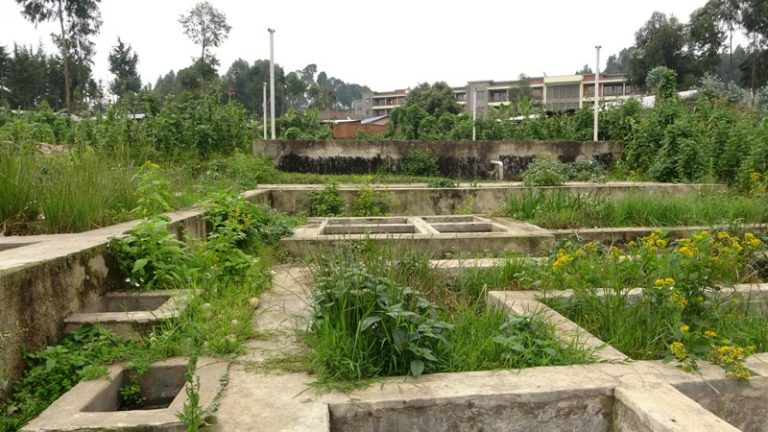 Barishimira ko ibyobo bikura umwanda mu Mudugudu w’icyitegererezo wa Kinigi byazitiwe