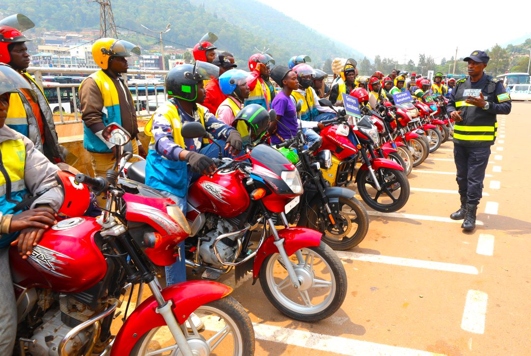 Abatwara moto basabwe kubahiriza Parikingi zashyizweho