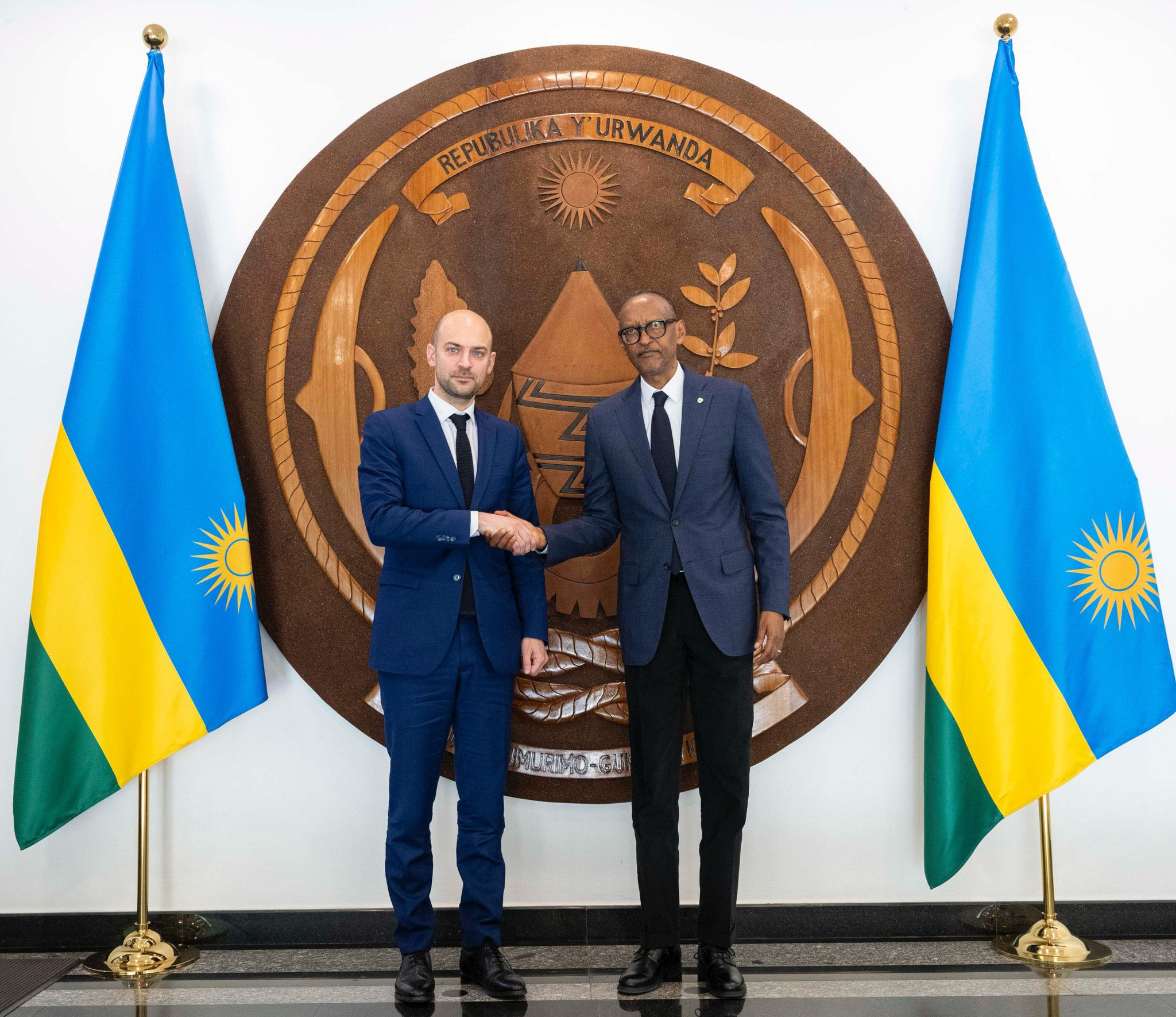 Perezida Kagame yakiriye Minisitiri Jean- Noël Barrot wo mu Bufaransa