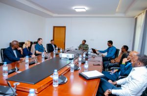 Abashoramari bo muri Amerika beretswe amahirwe ari muri Siporo