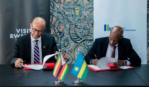 U Rwanda na Zimbabwe byongereye amasezerano yihutisha iterambere ry’ubukungu