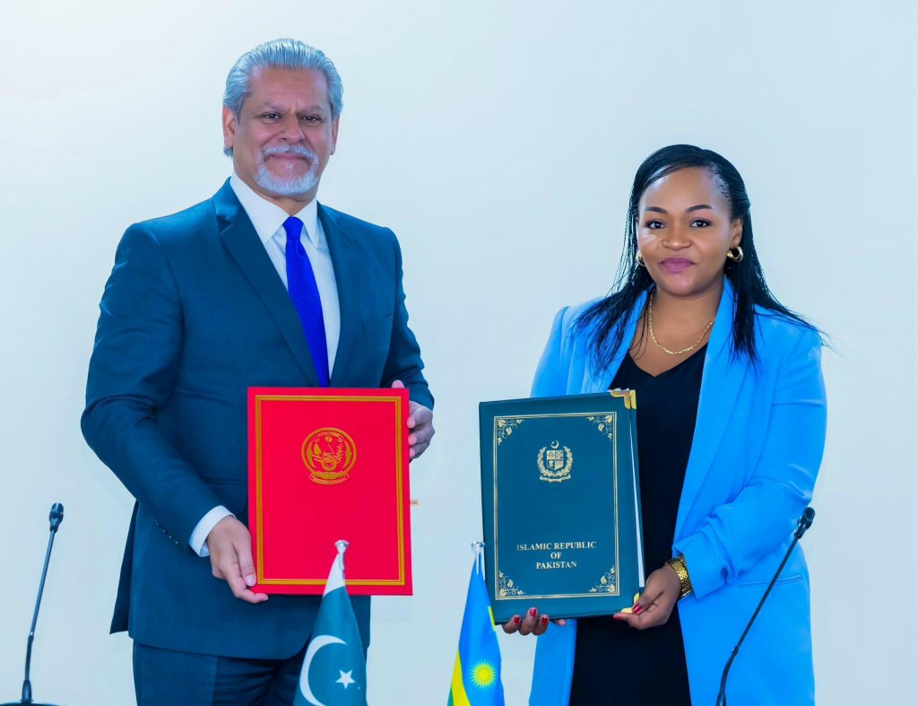 U Rwanda na Pakistan bemeranyije imikoranire mu bucuruzi n’ishoramari