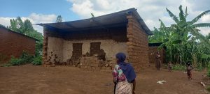 Nyanza: Abatujwe mu Mudugudu wa Nyagasambu barifuza gusanirwa inzu