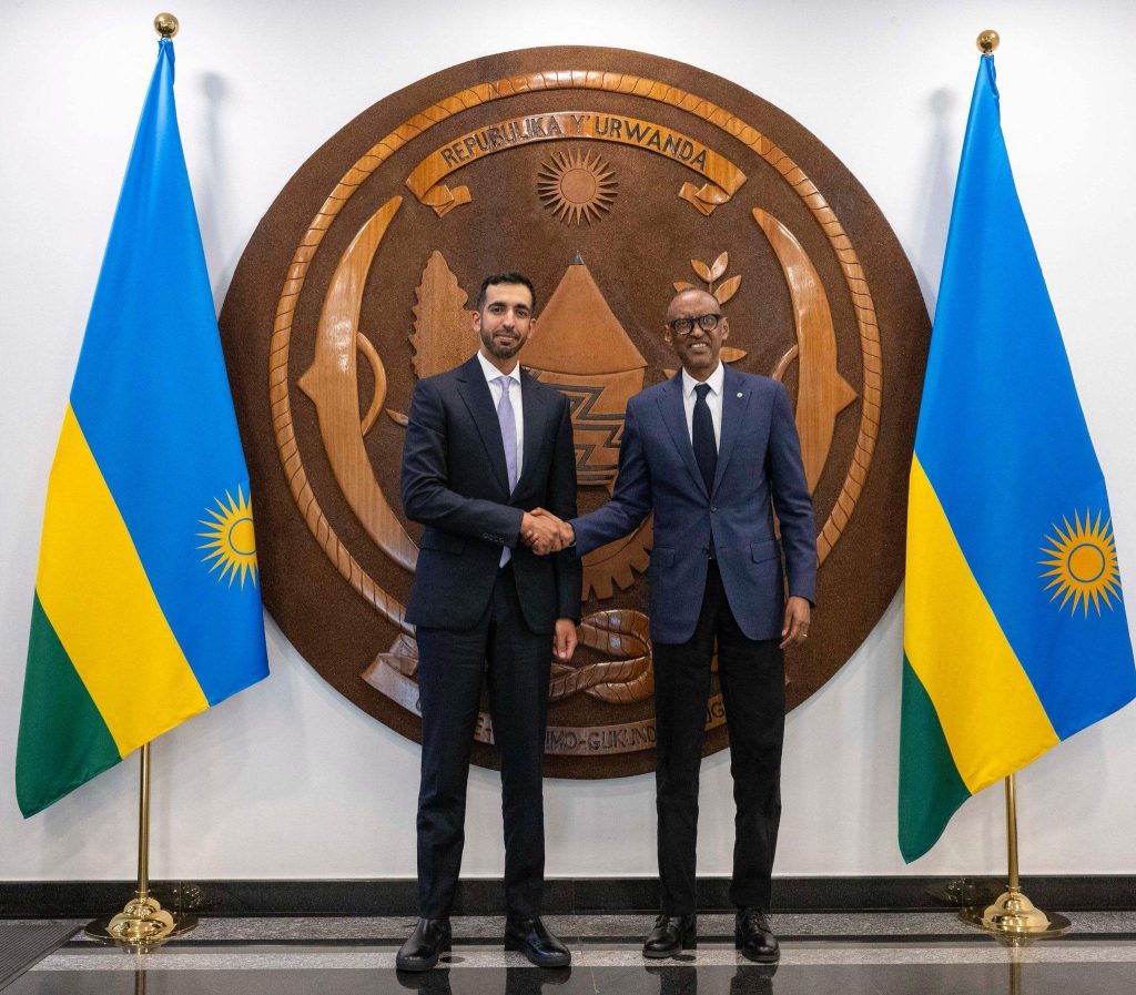 Perezida Kagame yakiriye Sheikh Shakhboot wo muri UAE