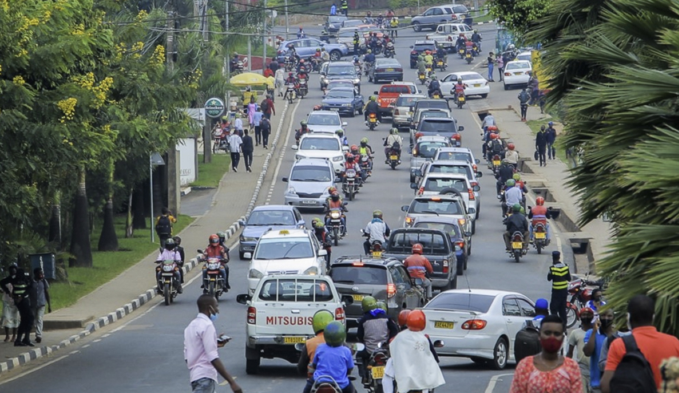 U Rwanda rubarurwamo imodoka zirenga 360.000, handitswe 30.000 mu 2024