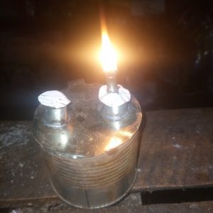 Burera: Bakoresha agatadowa amashanyarazi anyura hejuru y’ingo zabo