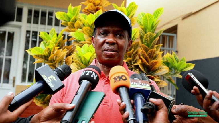 U Rwanda rwakira uwo ari we wese ufite ibibazo iwabo    