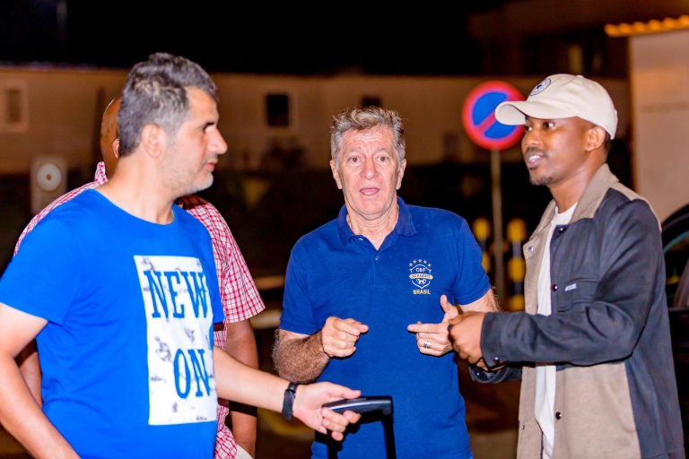 Robertinho utoza Rayon Sports yagarutse mu Rwanda (Amafoto)