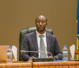 Abamotari basanzwe mu kazi ntibarebwa no guhagarika moto zidakoresha amashanyarazi- Dr Gasore