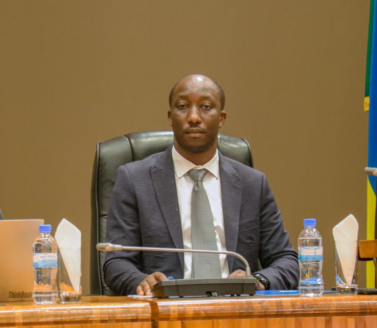 Abamotari basanzwe mu kazi ntibarebwa no guhagarika moto zidakoresha amashanyarazi- Dr Gasore