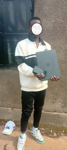 Rusizi: Umusore yafatanywe mudasobwa na telefoni 3 yari yibye