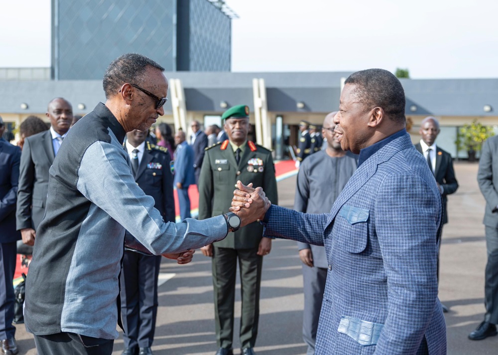 Perezida Kagame yakiriye mugenzi we wa Togo wasuye u Rwanda