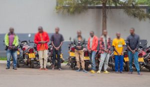 Polisi imaze gufata moto 136 zahinduriwe pulake