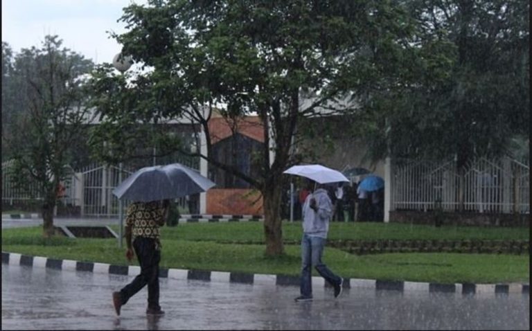 Meteo Rwanda yatangaje ko mu itumba hazagwa imvura nkeya ugereranyije n’iyari isanzwe